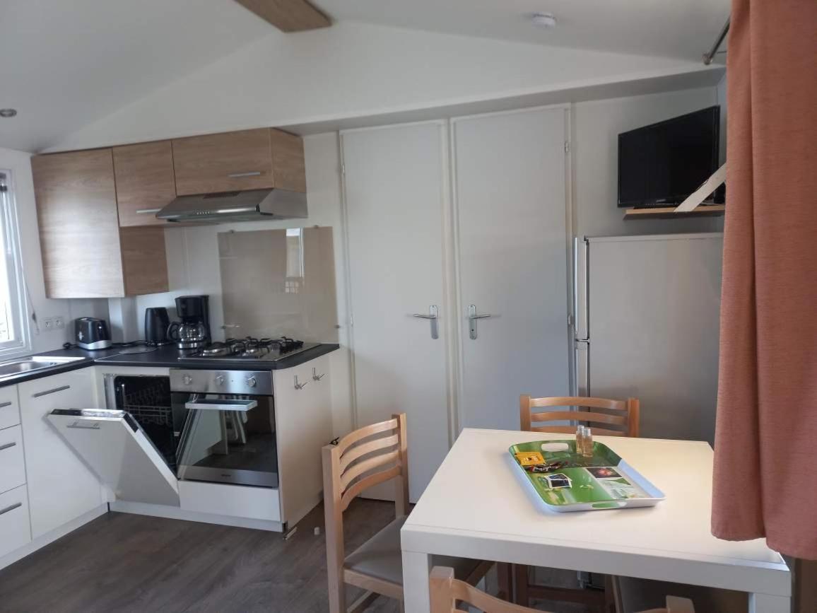 Mobil Home Valras Plage Les Sables Du Midi Екстер'єр фото